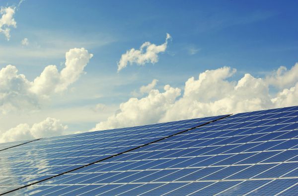 Panneau solaire photovoltaïque : une solution écoresponsable pour tous